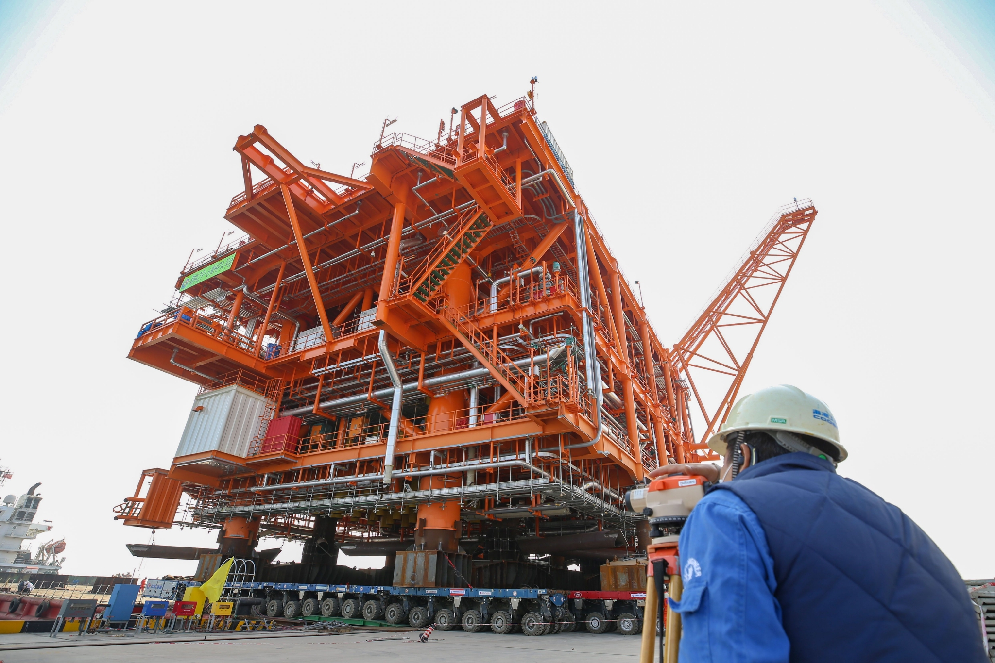 海油工程新注册《超深水缓波形钢悬链线立管安装计算自动化分析软件1.0》项目的软件著作权