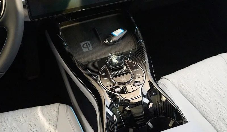 宇通客车获得外观设计专利授权:“城间车雷达罩”