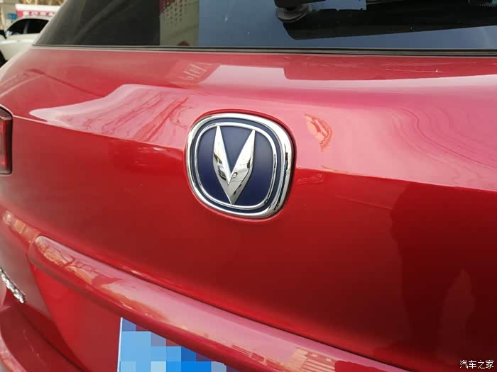 长安汽车获得发明专利授权:“点阵式格栅”