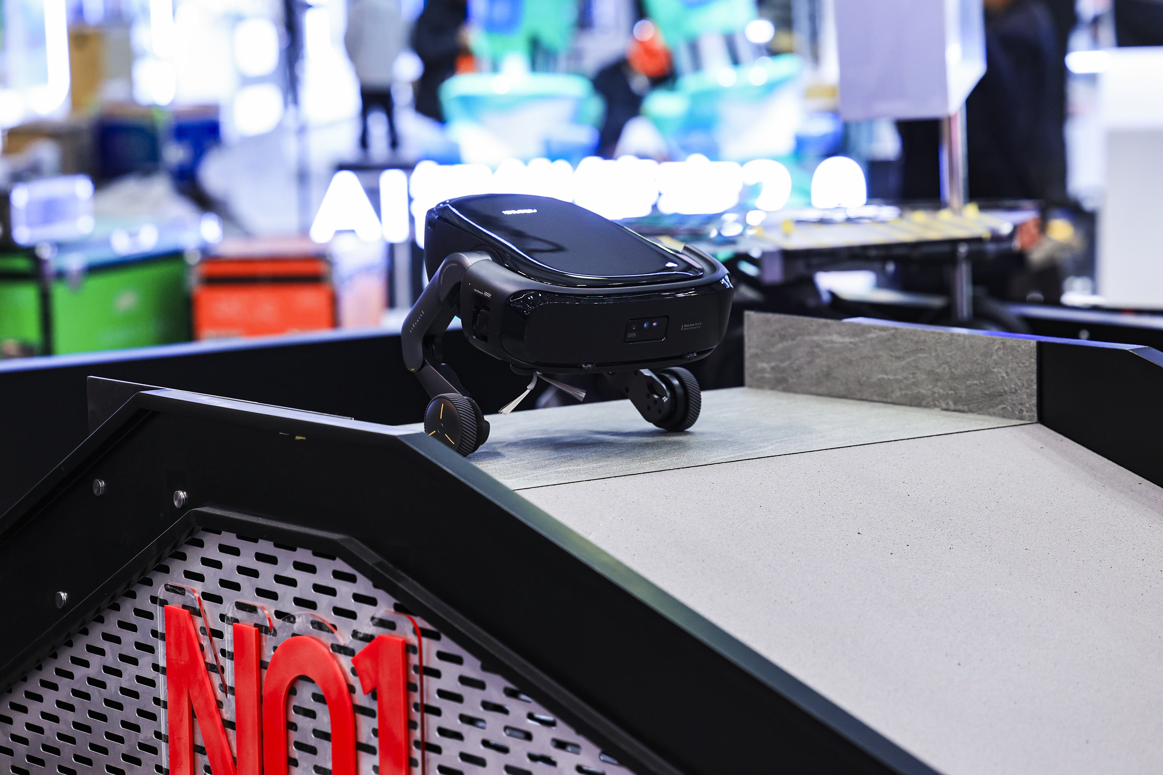 石头科技获得实用新型专利授权：“清洁模组和清洁设备”