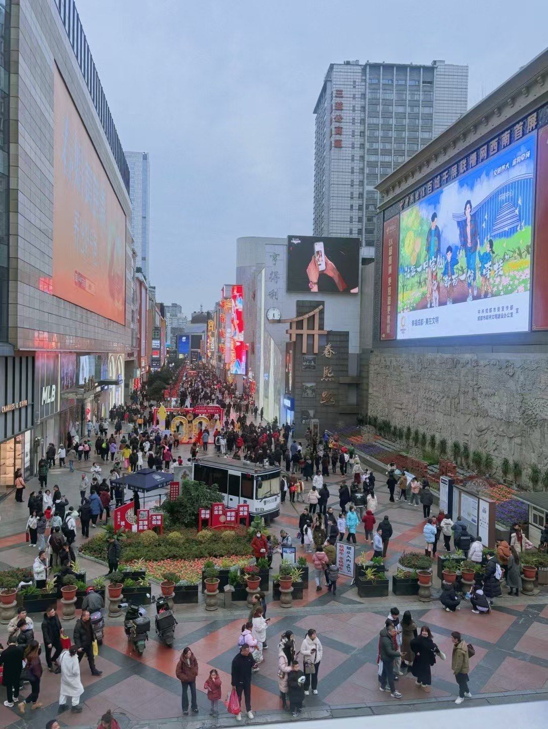 2026春节租车出行热潮涌动 现存相关企业超101万家