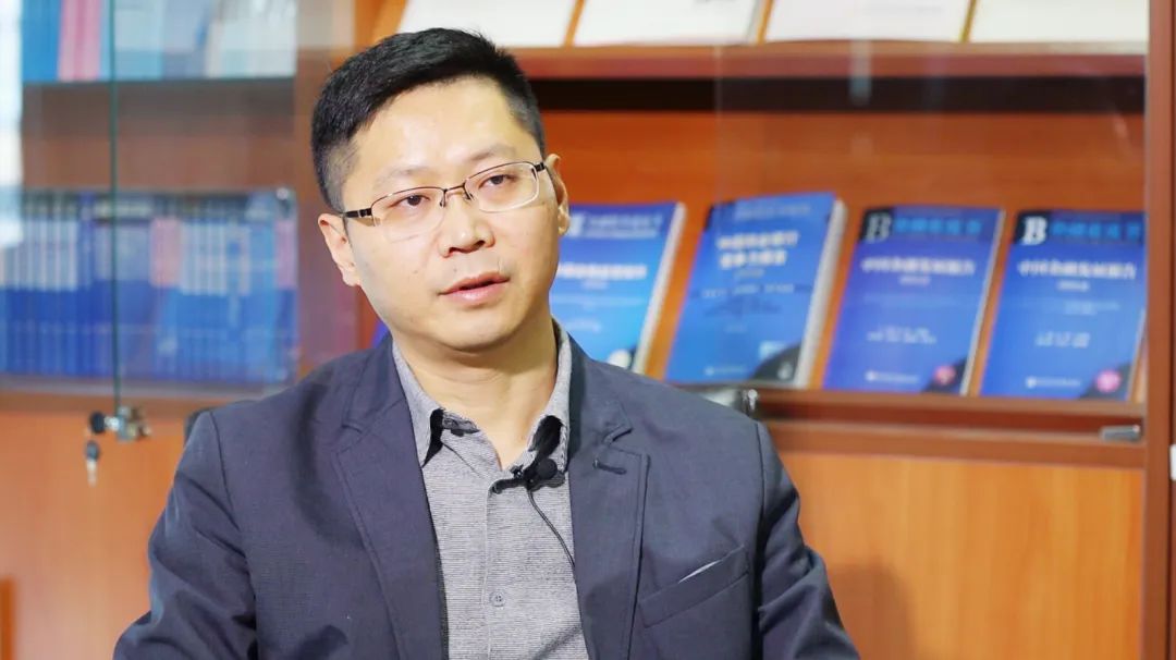 国家金融与发展实验室主任张晓晶：我国需要培育新型高收益债券市场