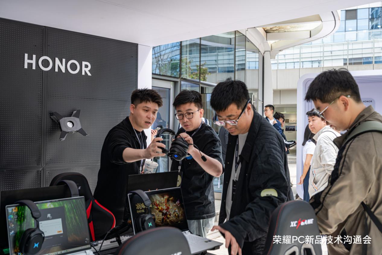 荣耀WIN游戏本等多款新品正式发布,荣耀PC家族全面爆发