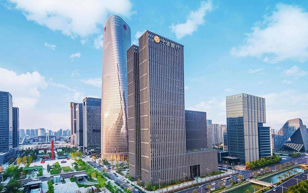 宁波银行发布业绩快报：2025年实现归母净利润293.33亿元 同比增长8.13%