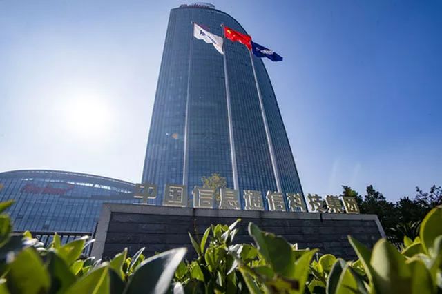 长飞光纤获得发明专利授权:“一种大动态范围的光时域反射仪及光纤测试方法”