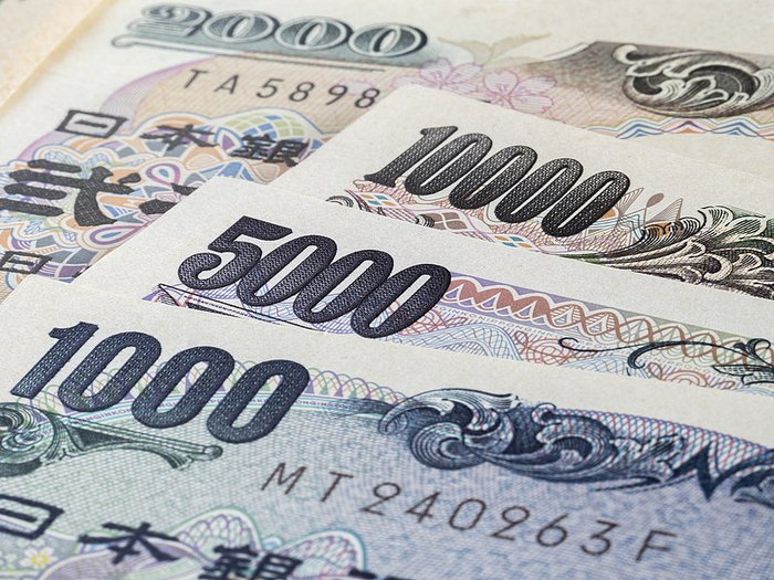 日本5年期国债收益率上升5个基点至1.995%