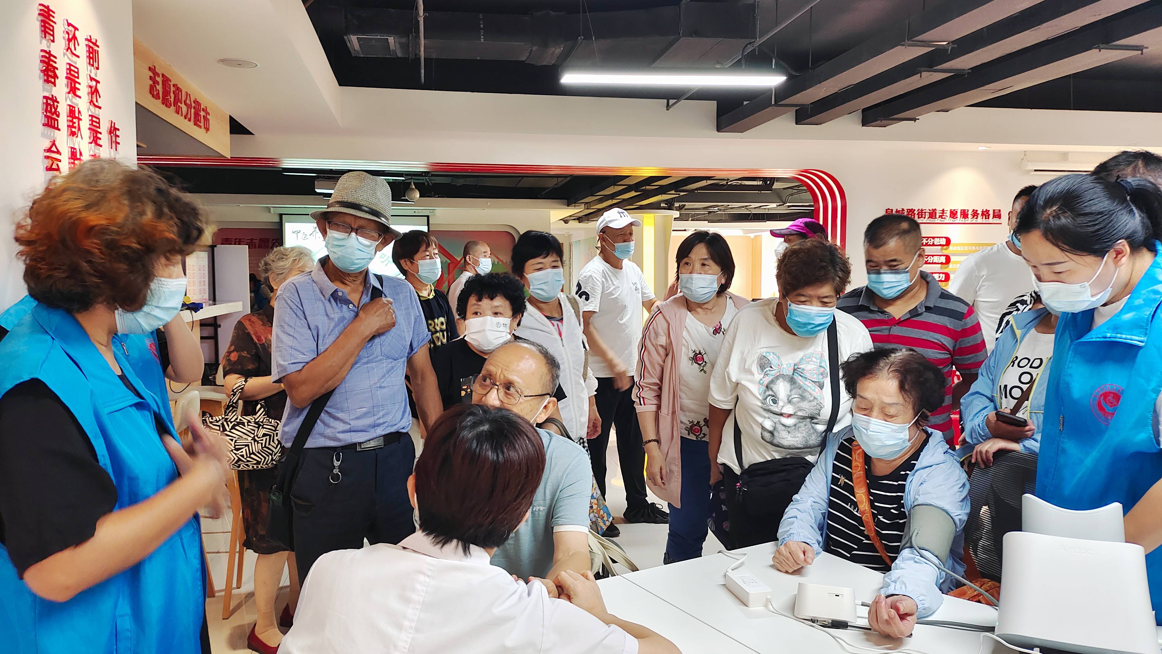 漱玉平民：关于实施权益分派期间“漱玉转债”暂停转股的提示性公告