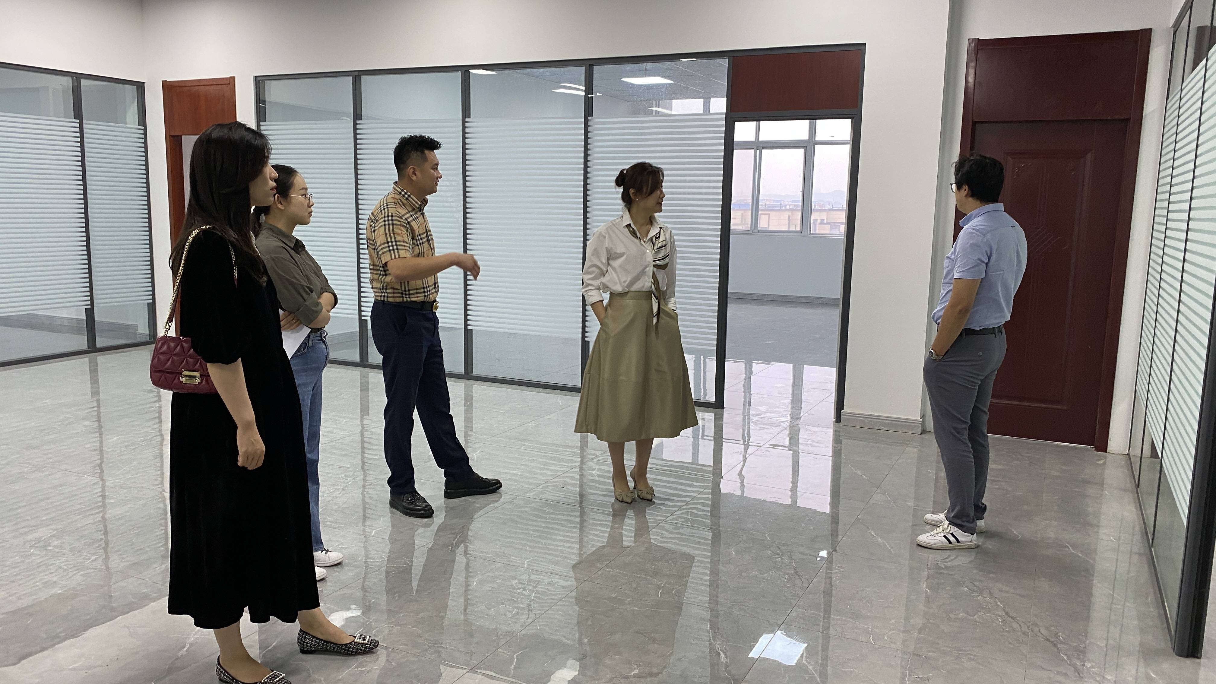 星华新材：公司此前考察仅为行业前沿调研